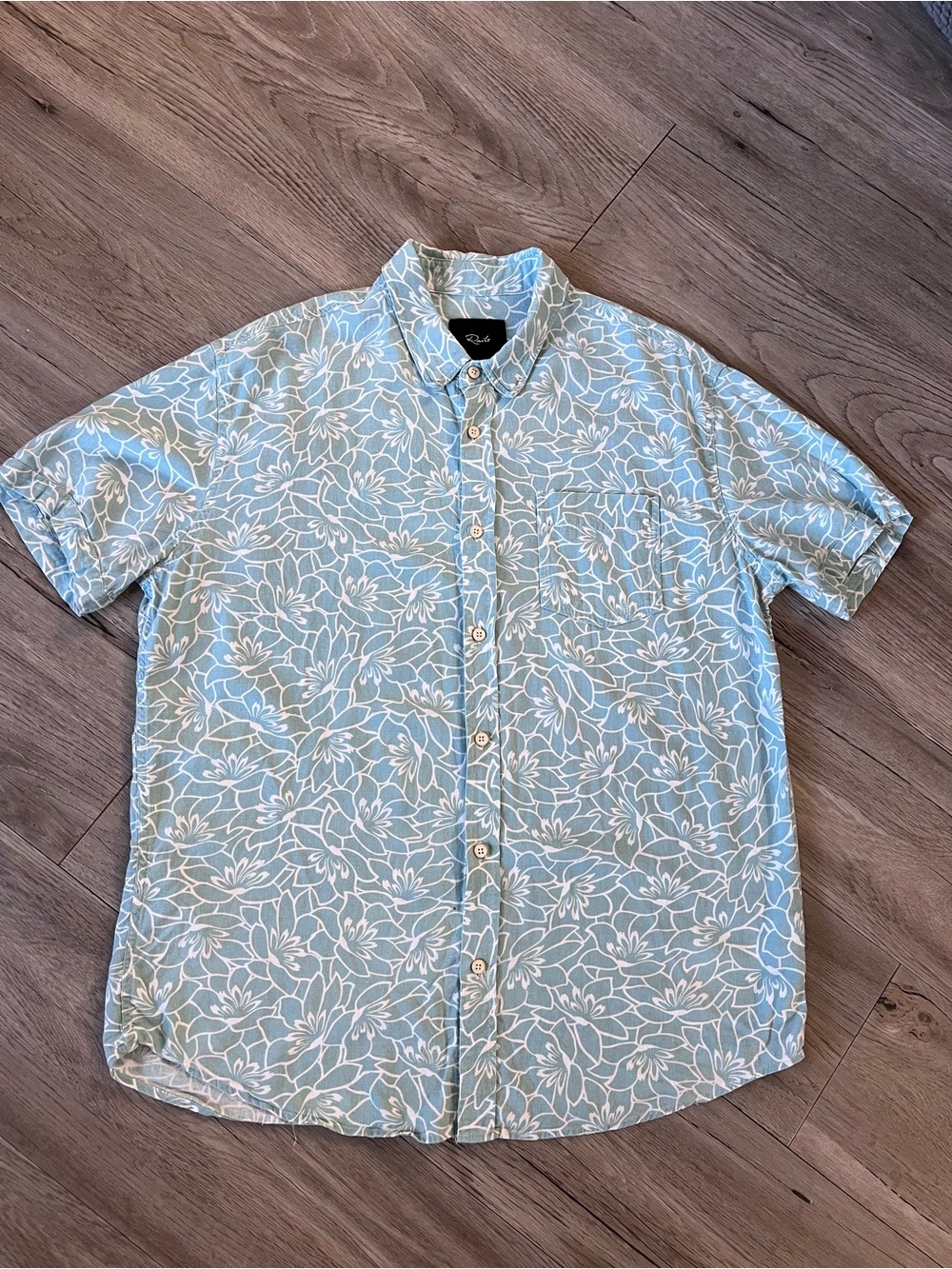 Rails Light Blue & White Floral Short Sleeve Button-Down Shirt